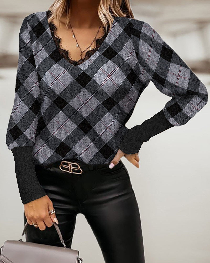 Loose-Fit V-Neck Check Print Long Sleeve Blouse