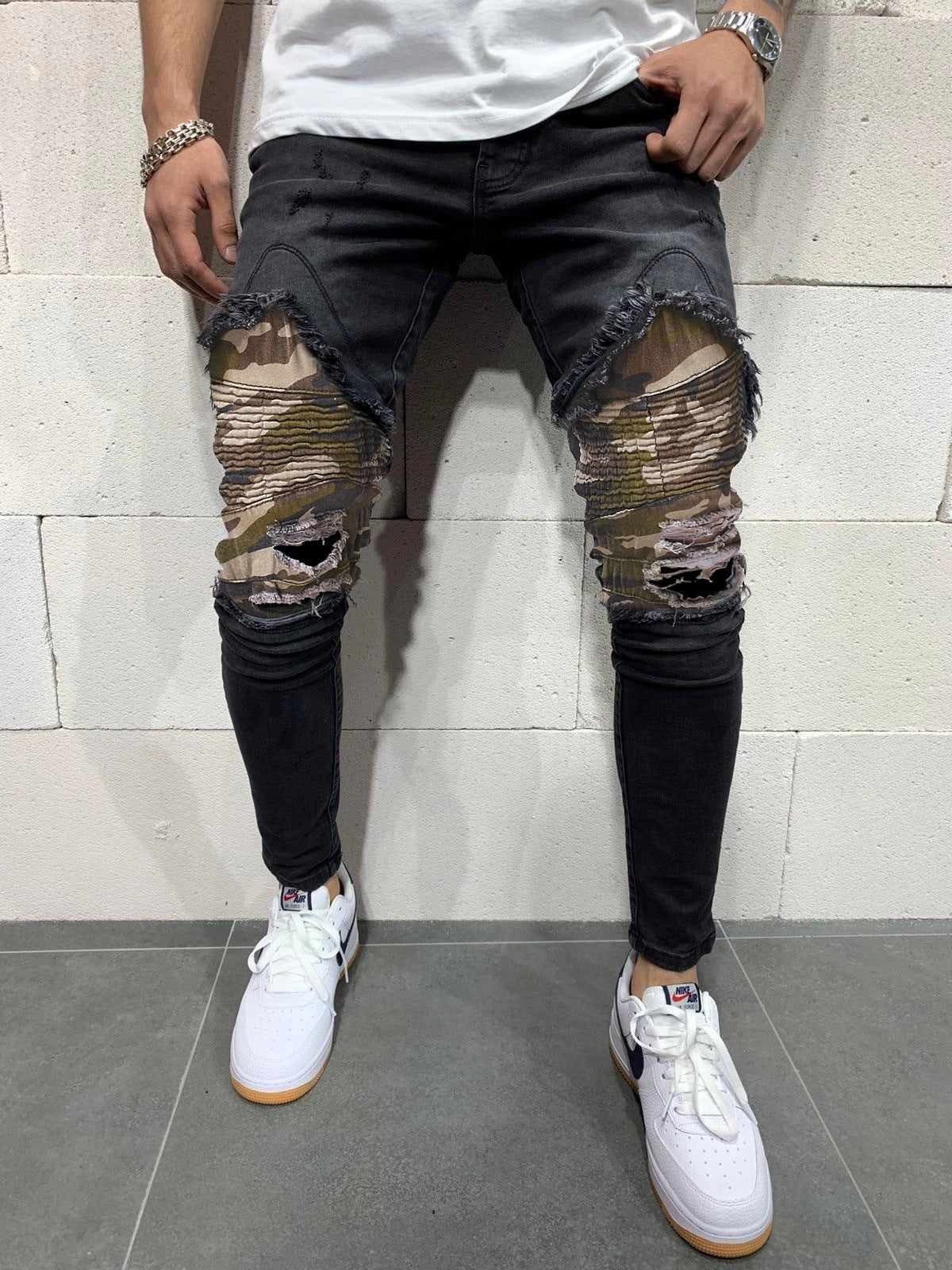 Slim Fit Pleated Camouflage Jeans for Men