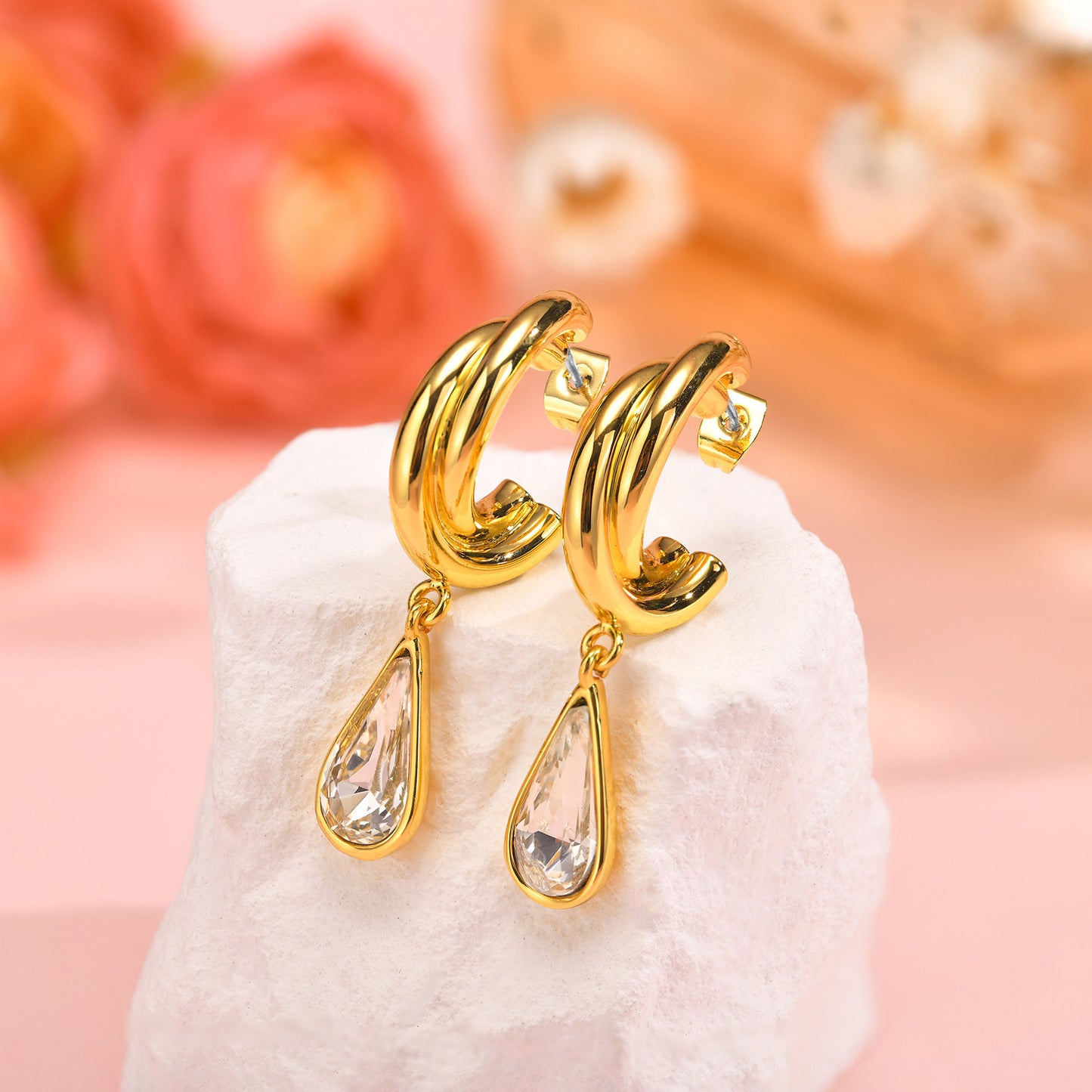 Copper Single Zircon Water Drop Earrings Gold