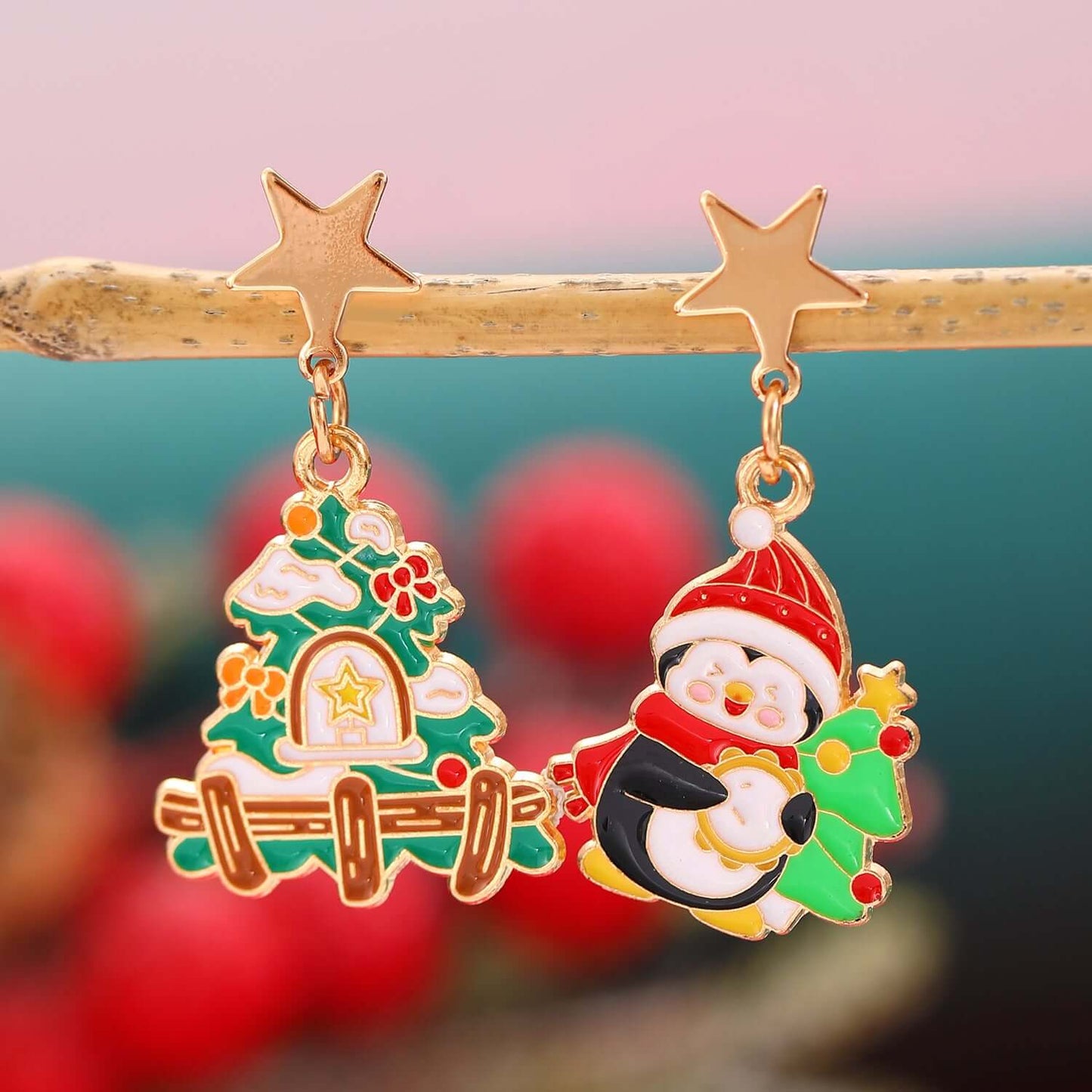 Asymmetric Cartoon Elk Earrings – Festive Fashion Accessory