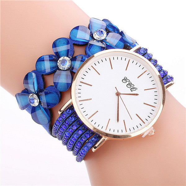 Luxury Women’s Quartz Watch – Stainless Steel Case with Velvet Drill Band