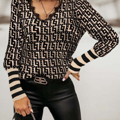 Loose-Fit V-Neck Check Print Long Sleeve Blouse