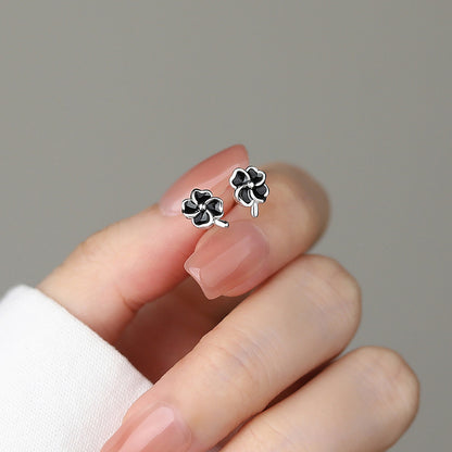 Simple And Compact Black Four Leaf Clover Ear Stud Women's