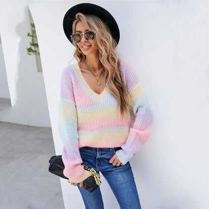 Fashionable V-Neck Pullover Sweater with Unique Knitting Design