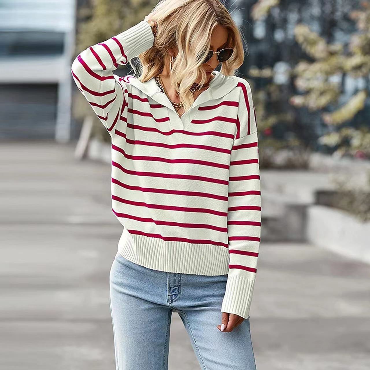 Casual V-Neck Striped Sweater - PureSelect