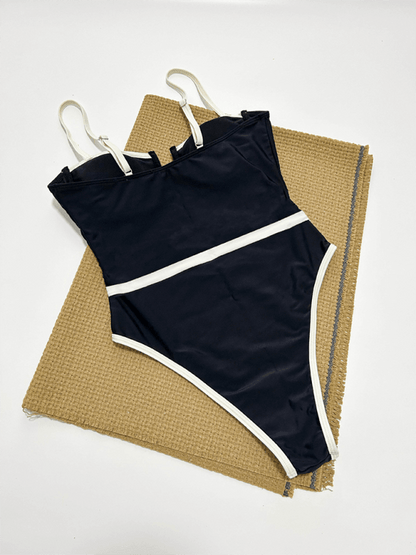 New Women's Splicing One-Piece Swimsuit