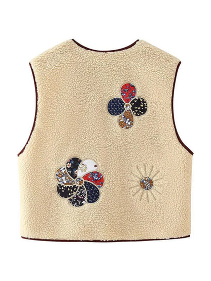 Lambswool vest with appliqué embroidery